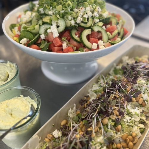 Lækker salat serveret som del af catering nær Ullerslev og Langeskov
