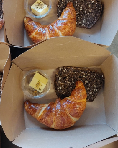 Mad ud af huset pakket og klar til afhentning i Ellinge ved Ullerslev og Langeskov